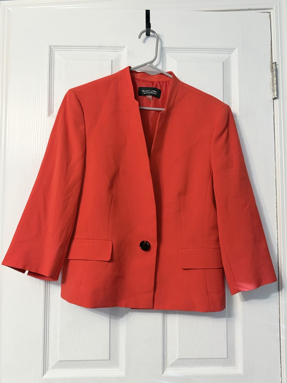 Black Label by Evan-Picone single-button orange blazer. It features a unique man